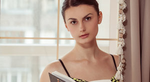 18 year old cutie Riley Reid taking cumshot on face from long penis